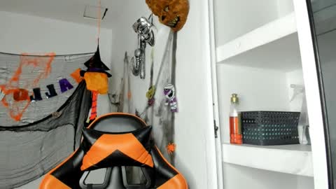 jhosep_hamilton online show from 10-20-25, 12:05