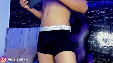 Snapshot of jhostin_10 chatting on 10-03-25, 04:20 Jhostin online show from 10-03-25, 04:20