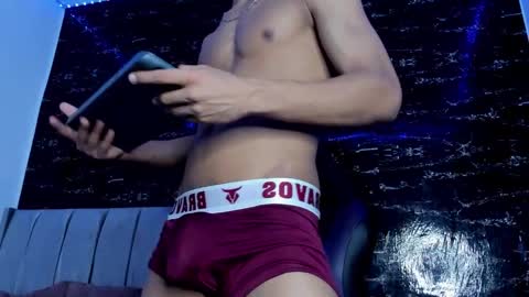 Snapshot of jhostin_10 chatting on 10-16-25, 04:46 Jhostin online show from 10-16-25, 04:46