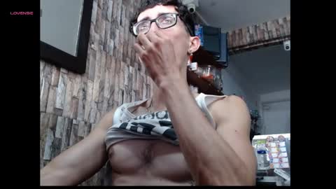 jhosuamoore2 online show from 05-08-26, 09:31