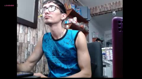 jhosuamoore2 online show from 06-08-26, 01:22