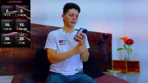 Snapshot of jhosuavega chatting on 09-12-25, 02:00 jhosuavega online show from 09-12-25, 02:00