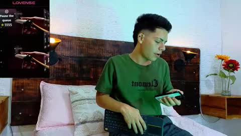 Snapshot of jhosuavega chatting on 10-04-25, 02:53 jhosuavega online show from 10-04-25, 02:53