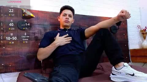 Snapshot of jhosuavega chatting on 11-11-25, 09:04 jhosuavega online show from 11-11-25, 09:04