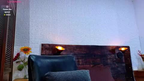 Snapshot of jhosuavega chatting on 11-16-25, 12:49 jhosuavega online show from 11-16-25, 12:49