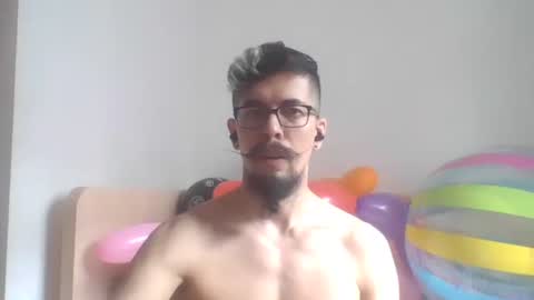 Snapshot of jiangouxiong chatting on 10-23-25, 05:07 Schamil jiangouxiong on InstagramTelegram channel online show from 10-23-25, 05:07