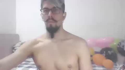 Snapshot of jiangouxiong chatting on 12-02-25, 10:09 Schamil jiangouxiong on InstagramTelegram channel online show from 12-02-25, 10:09