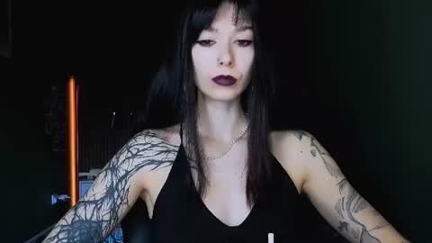 Snapshot of jillverdon chatting on 06-18-26, 08:58 Jill Verdon online show from 06-18-26, 08:58