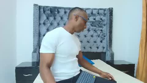 JIM online show from 08-06-26, 03:30