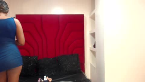 Jimena  online show from 10-26-25, 01:50