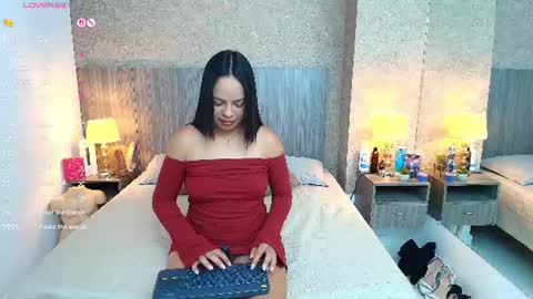 Jimena Salazar online show from 06-22-26, 07:11
