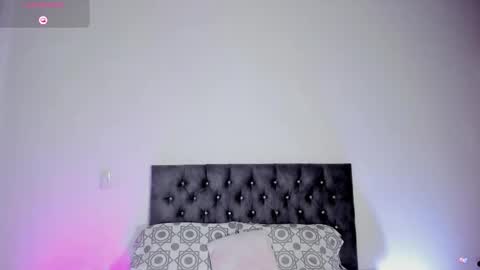 JIMENA online show from 09-24-25, 03:32