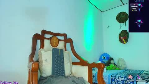 Jimm  Independent Model  online show from 12-20-25, 11:28