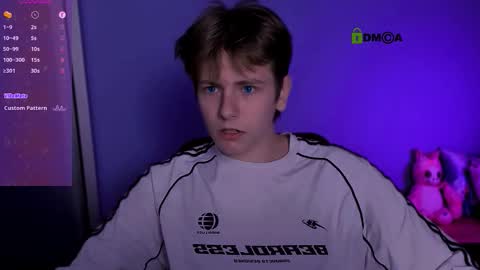 Snapshot of jimmie_hot chatting on 10-17-25, 02:08 your dream online show from 10-17-25, 02:08