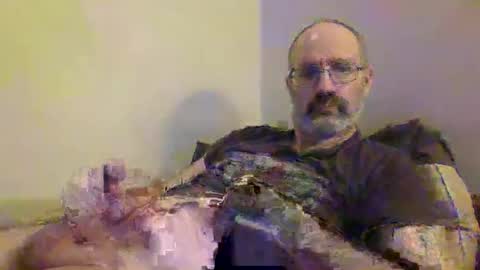 Snapshot of jimmielove2046 chatting on 03-01-25, 06:11 jimmielove2046 online show from 03-01-25, 06:11