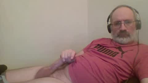 Snapshot of jimmielove2046 chatting on 10-22-25, 05:52 jimmielove2046 online show from 10-22-25, 05:52