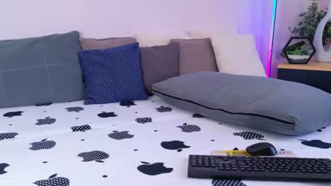 Snapshot of jimmy_doss chatting on 06-18-26, 08:14 Jimmy online show from 06-18-26, 08:14