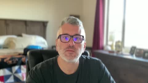 Snapshot of jimmyaaron chatting on 02-08-25, 03:42 Dad of Three online show from 02-08-25, 03:42