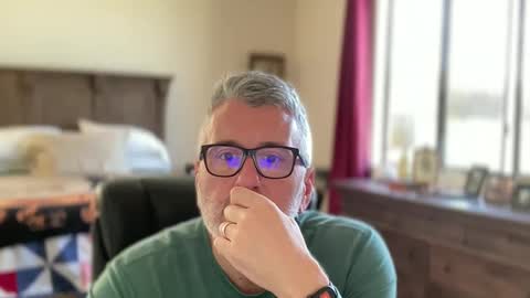 Snapshot of jimmyaaron chatting on 02-08-25, 08:53 Dad of Three online show from 02-08-25, 08:53