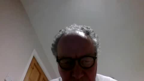 Snapshot of jimmybenido chatting on 01-20-25, 05:27 Jim Redgewell online show from 01-20-25, 05:27