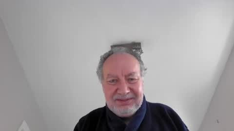Snapshot of jimmybenido chatting on 09-28-25, 04:01 Jim Redgewell online show from 09-28-25, 04:01