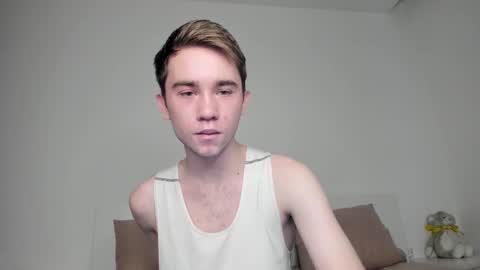 Snapshot of jimyti_bad_boy chatting on 02-03-25, 12:36 jimyti_bad_boy online show from 02-03-25, 12:36