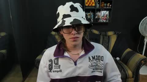 JinnBook online show from 01-17-25, 06:47