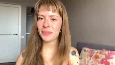 Jinny online show from 07-19-26, 06:17