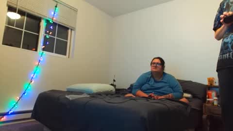 Snapshot of jinx4114 chatting on 10-29-25, 04:26 jinx4114 online show from 10-29-25, 04:26