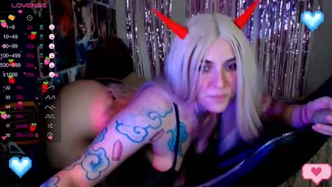 Snapshot of jinx_25 chatting on 02-21-25, 06:40  Jinx  online show from 02-21-25, 06:40