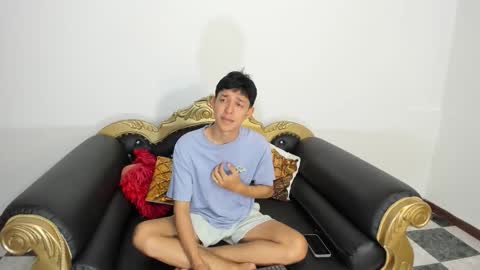 Snapshot of jisus_catt chatting on 02-12-26, 11:11 Jisusth online show from 02-12-26, 11:11