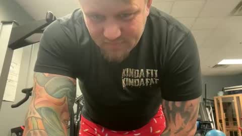 Snapshot of jitzgolfer chatting on 12-02-25, 02:34 jitzgolfer online show from 12-02-25, 02:34