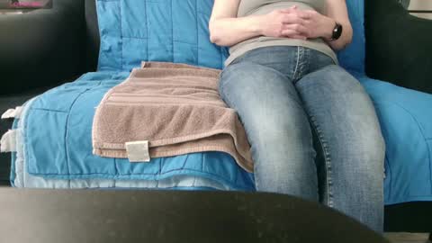 Nicole  Allen online show from 02-01-25, 03:08