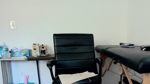 Nicole  Allen online show from 07-04-26, 11:55