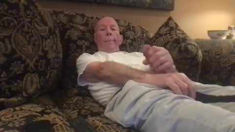 Snapshot of jlk7777 chatting on 12-20-24, 06:02 jlk7777 online show from 12-20-24, 06:02