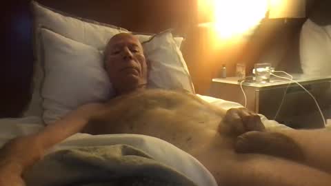 Snapshot of jlk7777 chatting on 03-12-25, 01:19 jlk7777 online show from 03-12-25, 01:19