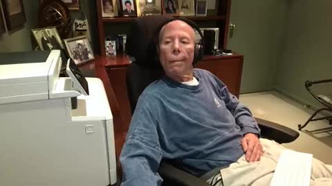 jlk7777 online show from 12-22-25, 04:31