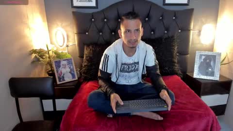 Snapshot of jm_hot_ chatting on 01-19-25, 03:39 jm_hot_ online show from 01-19-25, 03:39
