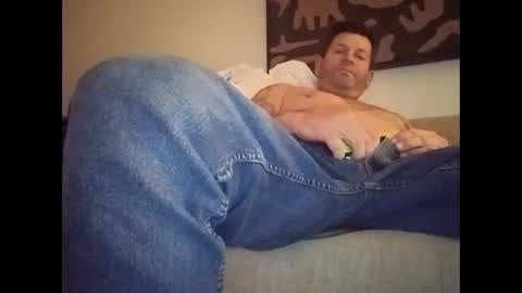 Snapshot of jmack320 chatting on 11-29-25, 06:49 JJackson online show from 11-29-25, 06:49