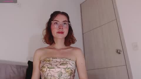 Snapshot of joan_didion chatting on 12-10-24, 05:39 Joan Didion online show from 12-10-24, 05:39