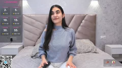 Mia online show from 01-02-25, 02:02