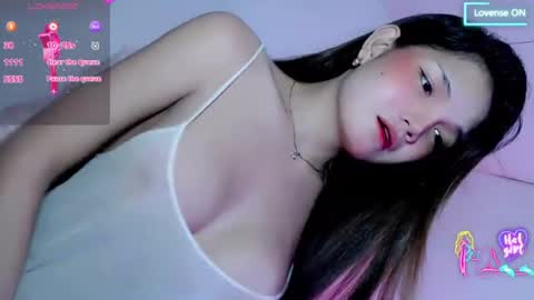 Snapshot of joanna_johnson chatting on 06-29-26, 04:18 joanna_johnson online show from 06-29-26, 04:18