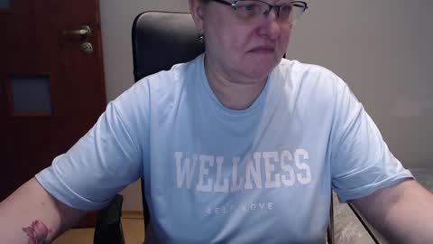 Joanna and Greg online show from 01-31-25, 08:32