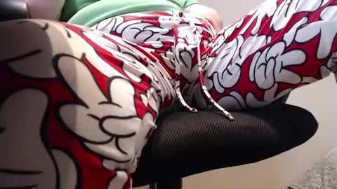 Joanna and Greg online show from 02-18-25, 02:16