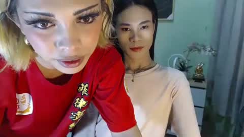 Snapshot of joannamuse chatting on 06-05-26, 01:17 joanna online show from 06-05-26, 01:17