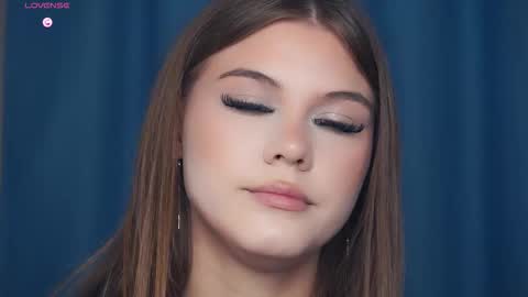 Karyn online show from 09-29-25, 06:40