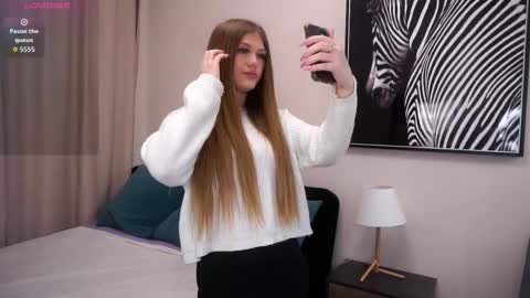 Karyn online show from 12-01-25, 07:02