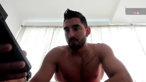 JOAO BATISTA online show from 10-12-25, 01:43