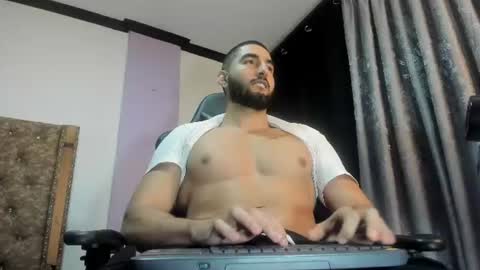 JOAO BATISTA online show from 06-11-26, 06:22