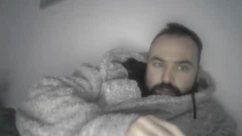 joaodias_18 online show from 12-22-24, 05:42